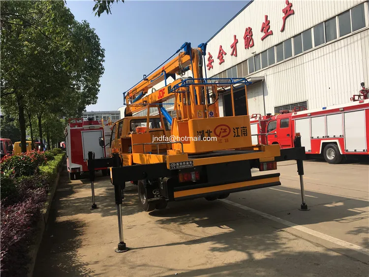 18m high lifting truck6.JPG