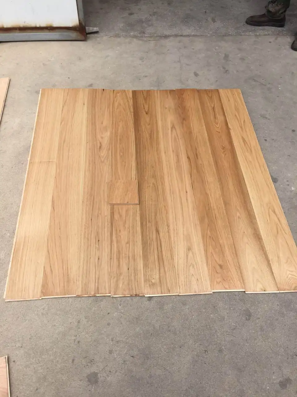 Natural Real Wood Flooring From Foshan Wood Floor Factory Yorking