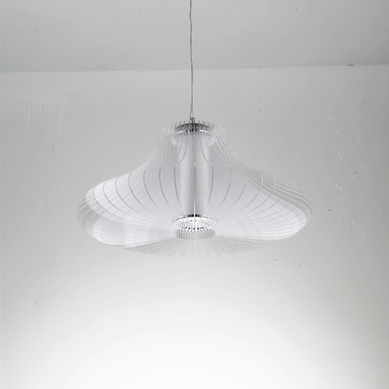 Zhongshan European simple modern indoor living room led white pendant light chandelier