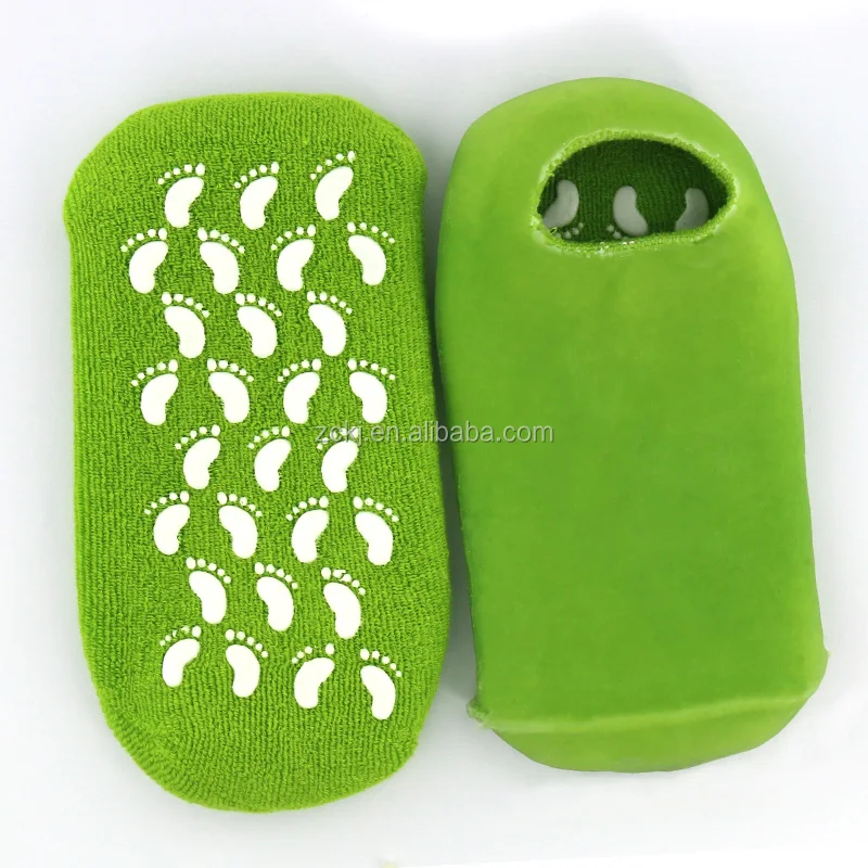2017 Blissful Moisturising Gel Socks For