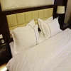 new design Good quality hotel white satin 100% cotton bed sheet