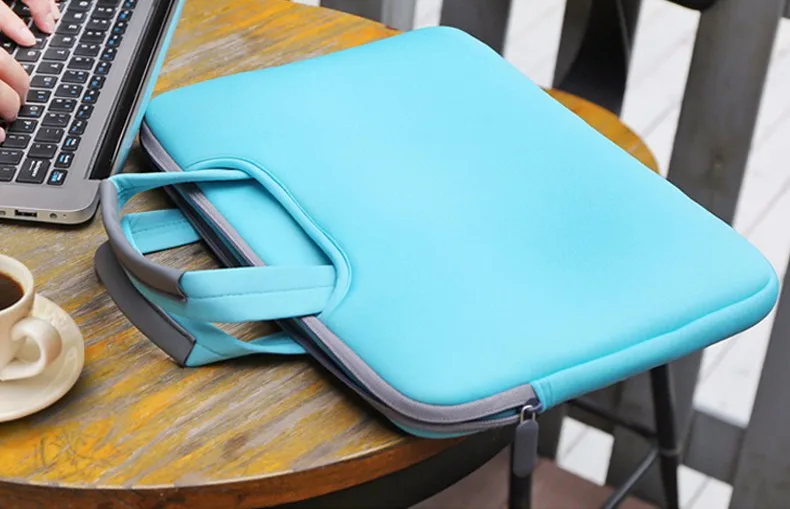 Customized Wholesale Best 15 18 19 Inch Laptop Protective Case Sleeve