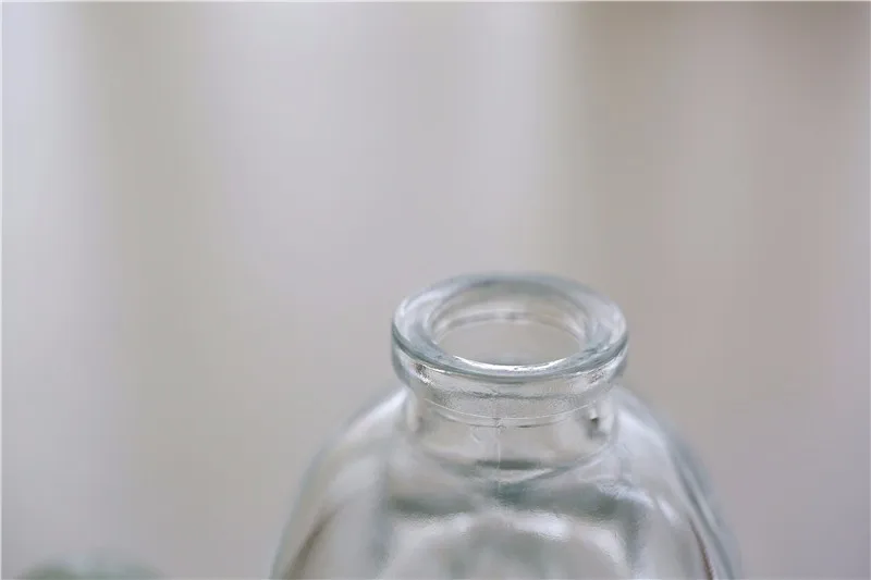 エコ- フレンドリーなクリスタルガラスの頭蓋骨卸売コルク付きボトルネジ蓋仕入れ・メーカー・工場