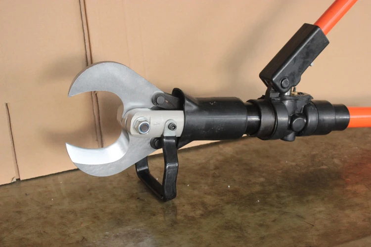 CPC-65K Hand Operated Hydraulic Cutter for Armoured Cable With Scissors Type Opening Blade