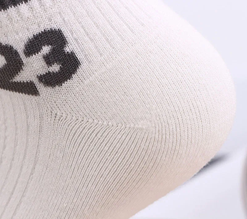 d (3)