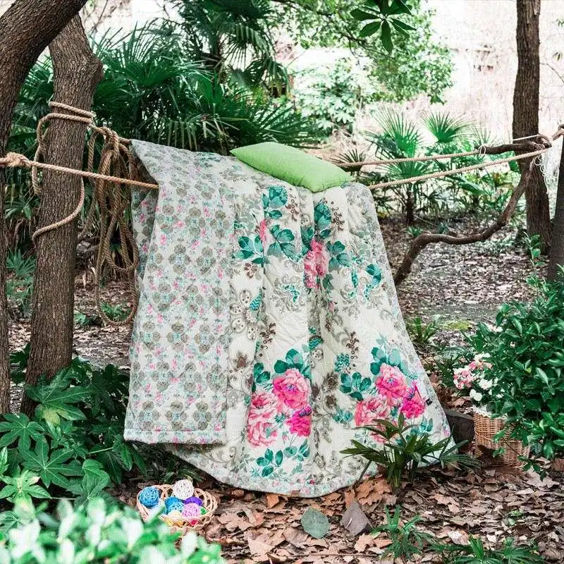 2016 New Fashion summer quilts!!! Peony flower Comforter/blankets/quilts/outdoor product