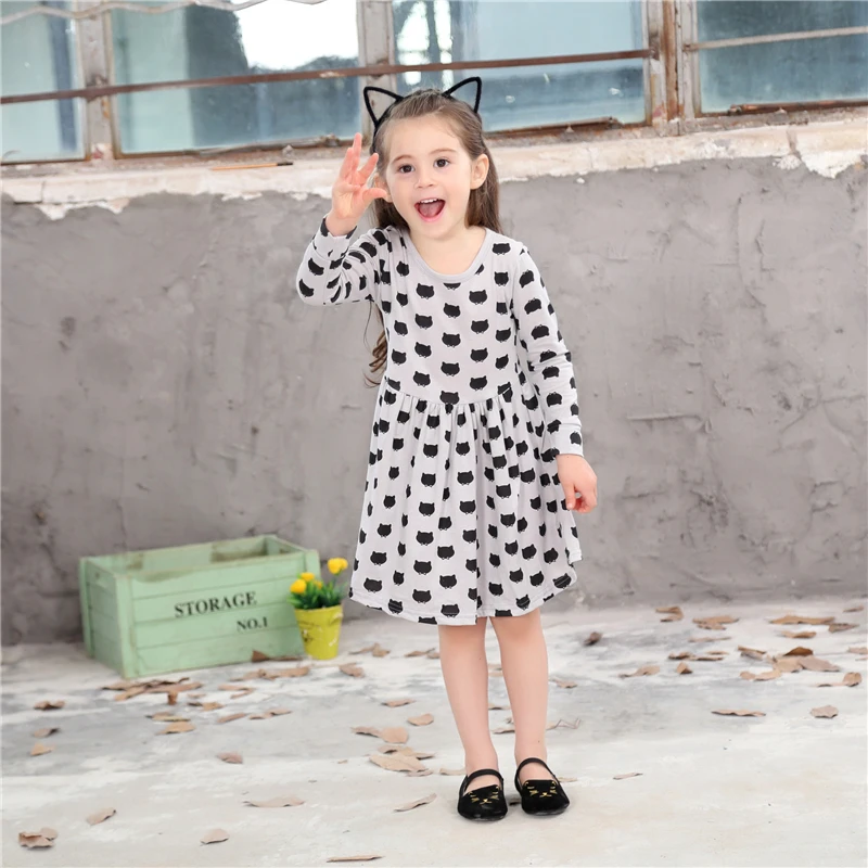 4478545990_1794328090