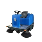 OICO C200B Leaf Airport Runway Green Machine Road Sweeper Suppliers