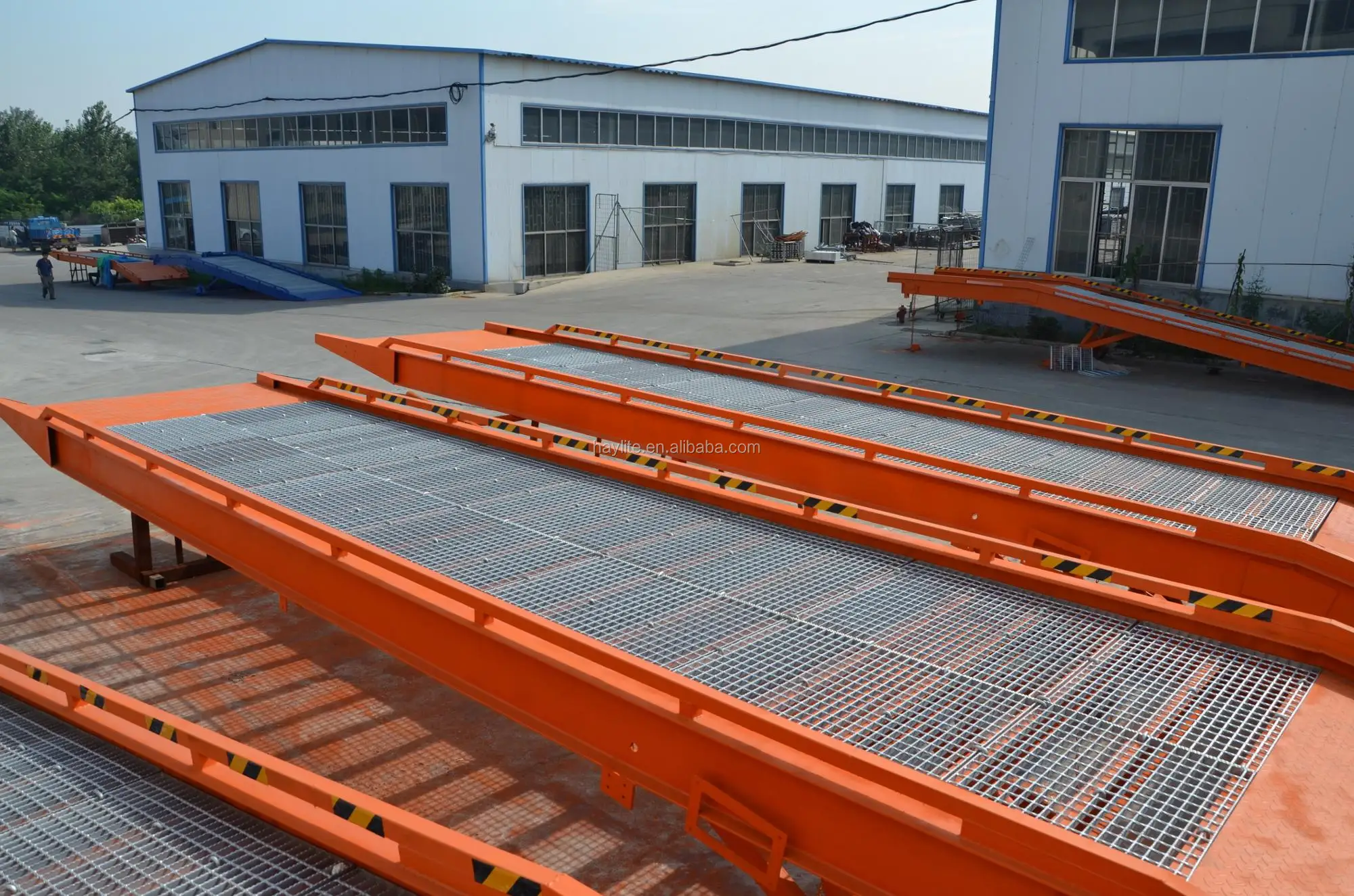 10 Ton Heavy Duty Adjustable Hydraulic Forklift container loading Ramp