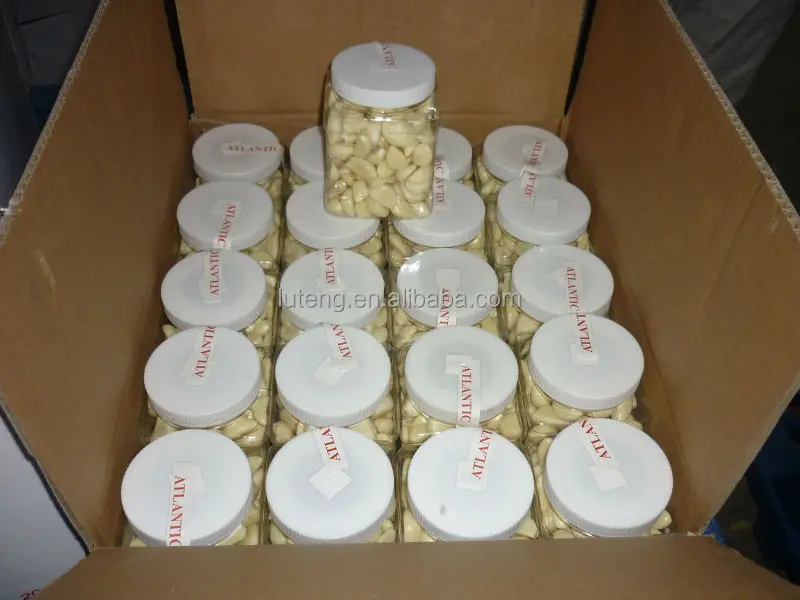 Peeled garlic supplier packed in plastic jar