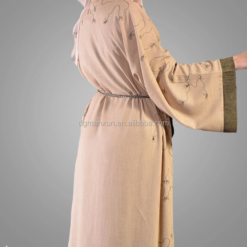 Dubai Abaya (4).jpg