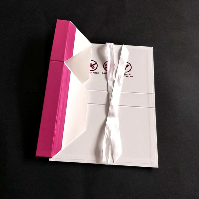 hot sale fashion design laminated foldable gift box with ribbon