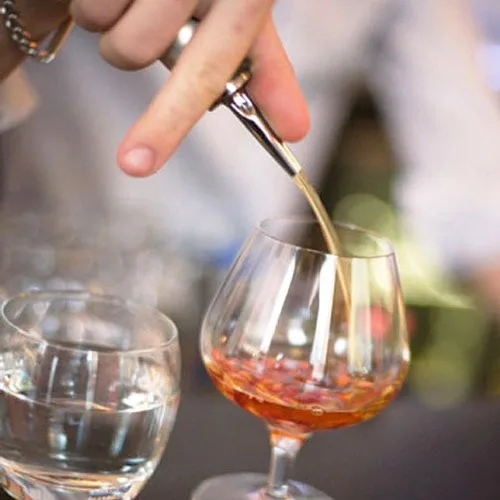 4pcs/lot Stainless Steel Bottle Pourers Liquor Pourer Bar Wine Spout Stopper Tool