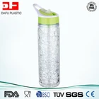 570ミリリットル新しいスタイルbpaフリープラスチックtritan自己冷却水ボトル凍結クールプラスチック水ボトル