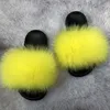 /product-detail/fashion-plush-fox-fur-slippers-fluffy-home-sandal-solid-colors-black-sole-ladies-real-fur-slides-women-fluffy-fox-slippers-60751116498.html