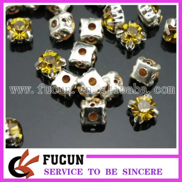 rhinestone with claw yellow.jpg