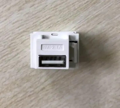5V 2.1A Smart USB Charger.jpg