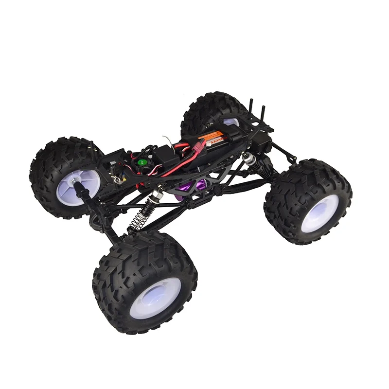 823c