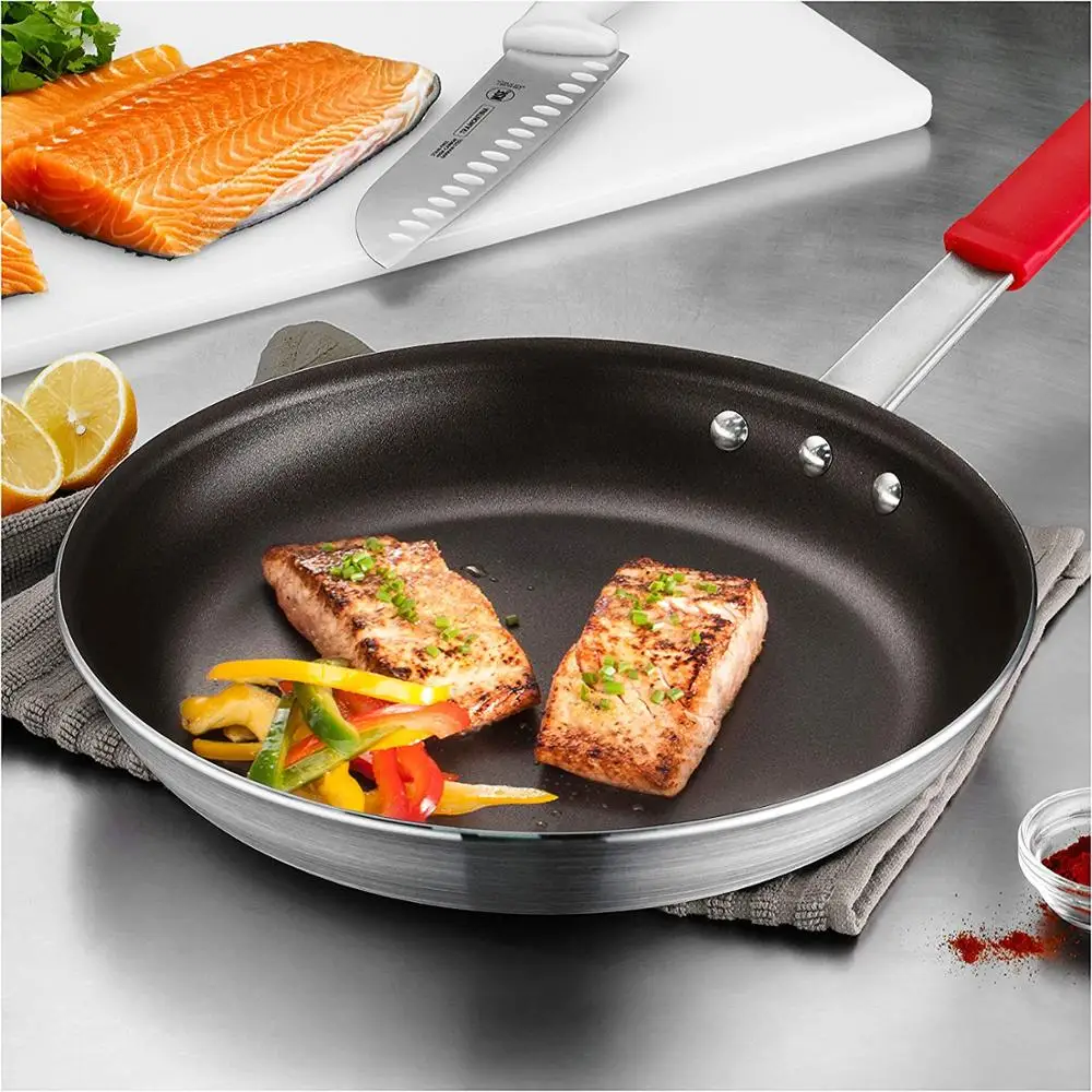 2,more photos of stainless steel kitchen cookware saucepan set