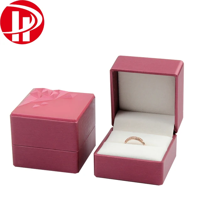 high quality leather customized plastic jewelry box for ring