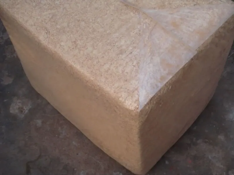 Sawdust for animal bedding