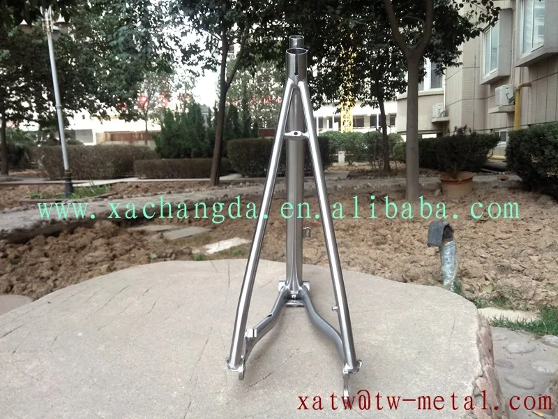 b057.jpg