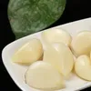 /product-detail/2018-fresh-peeled-garlic-storing-peeled-garlic-for-wholesale-62027666438.html