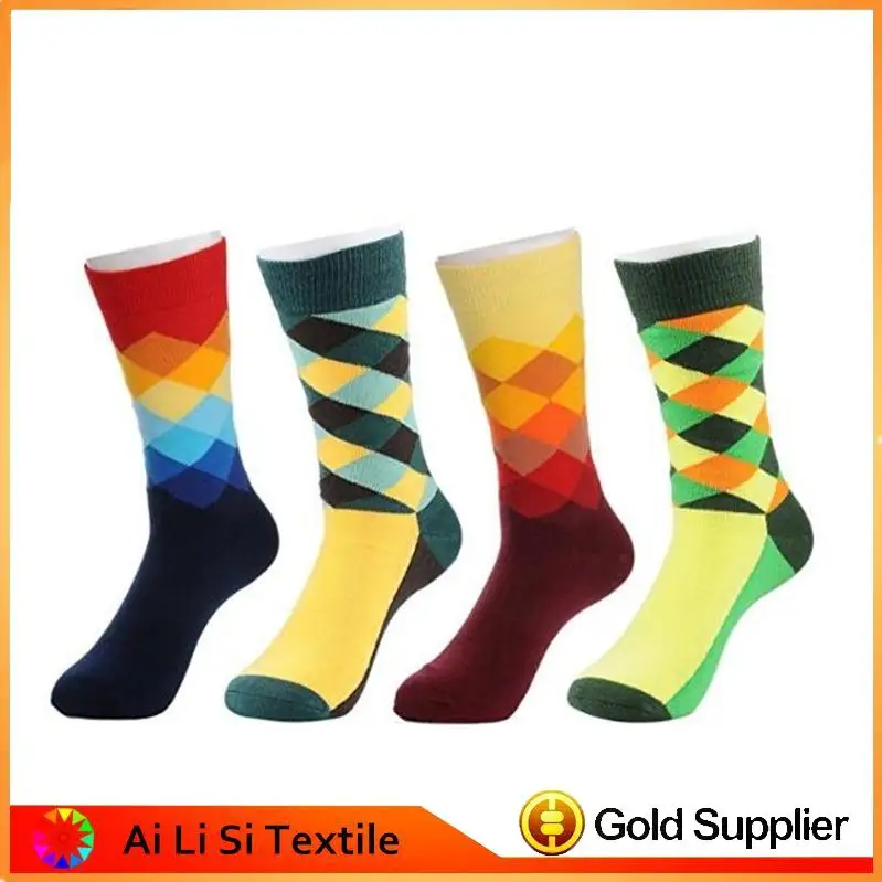Hot selling Christmas Kawaii Funny Sock Stripes Argyle Colorful Men's Dress Socks made in China