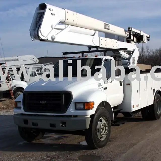 2000 ford f750 bucket truck. 55" overcenter boom