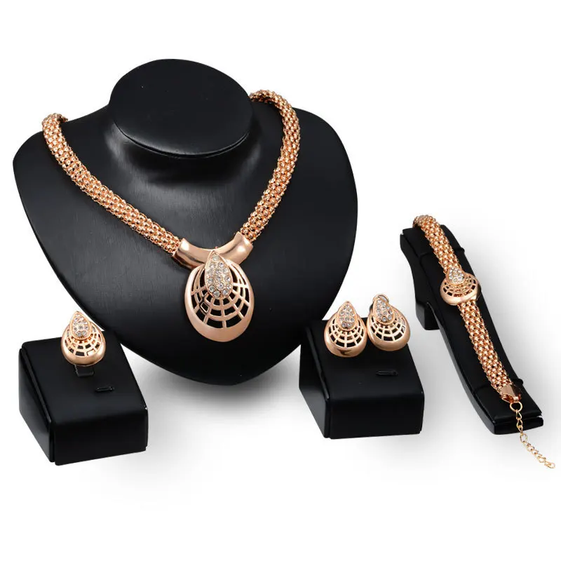 Wholesale Luxurious Studded Mask Spider Bridal Jewelry Sets African Beads Party Necklaces Earrings Bracelets Rings Jewelry Set