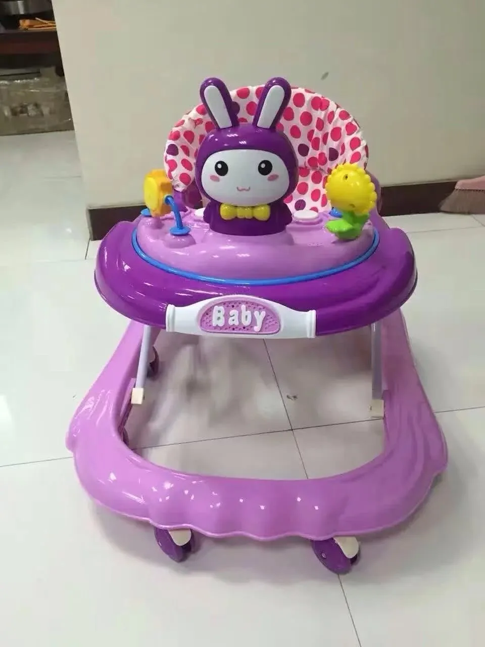 baby walker 616.jpg