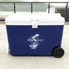 クーラーボックス65lプラスチッククーラーボックス食品と缶使用ポータブルクーラーボックスカスタム印刷ロゴ付き車輪