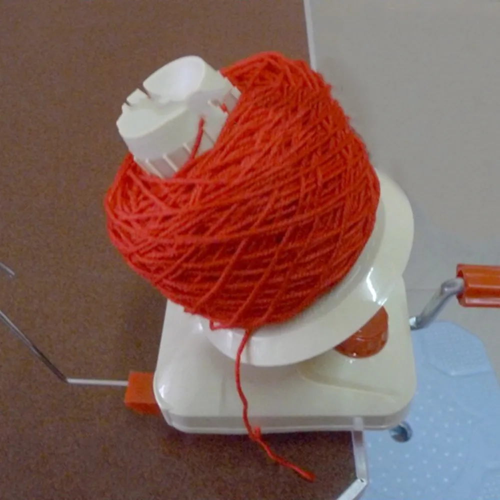 Wholesale high quality swift woolen yarn winding machine holder for string ball wool winder handle handheld hand operated kit