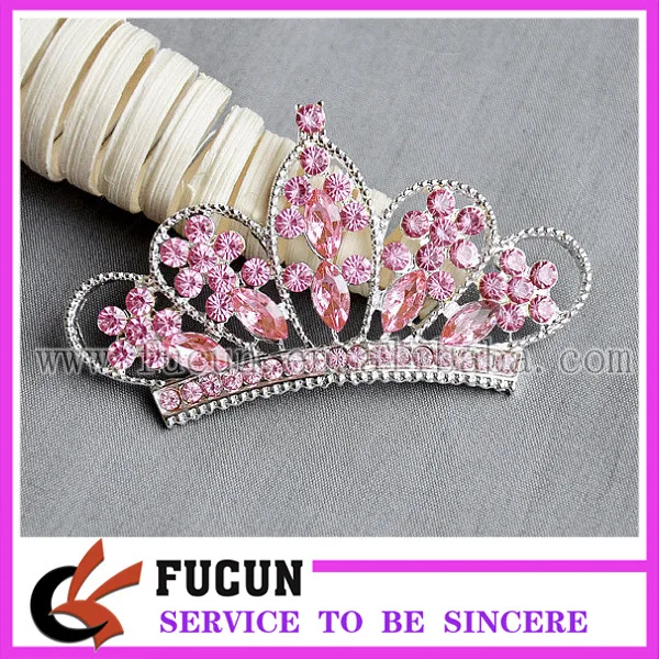 crown brooch 1.jpg