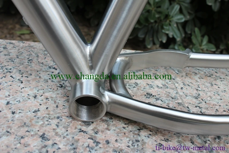 Ti MTB frame3.jpg