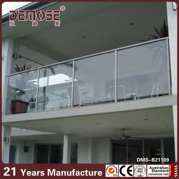 clear laminated/tempered glass railing