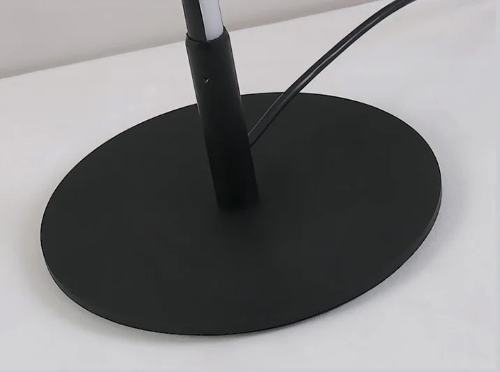 Stylish decoration aluminum table led light for hotel restaurant cafe bar