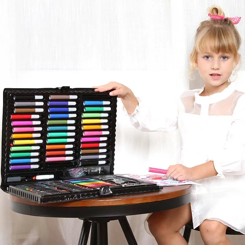 4596940839_190979701