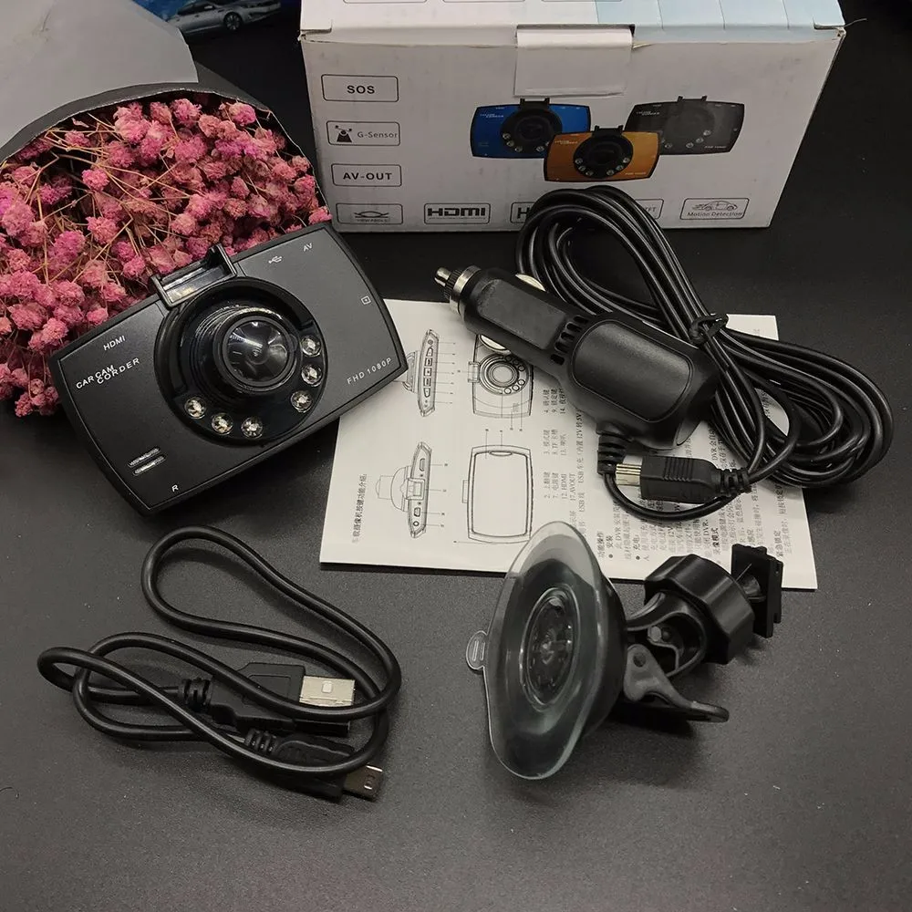 camera 1* power charger 1* usb cable 1* holder 1* user manual