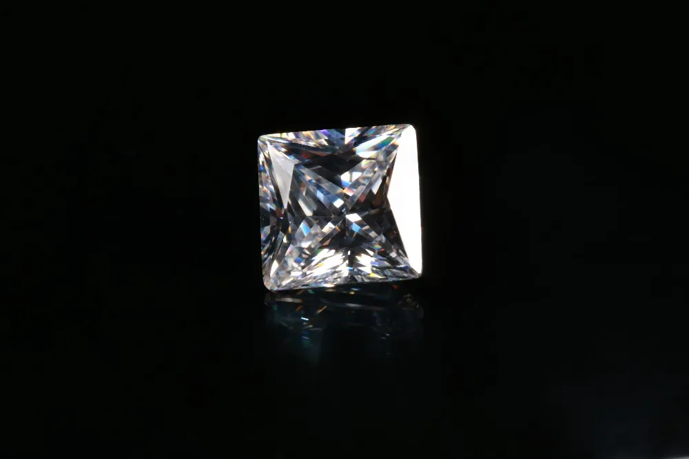 1 carat cubic zirconia.JPG