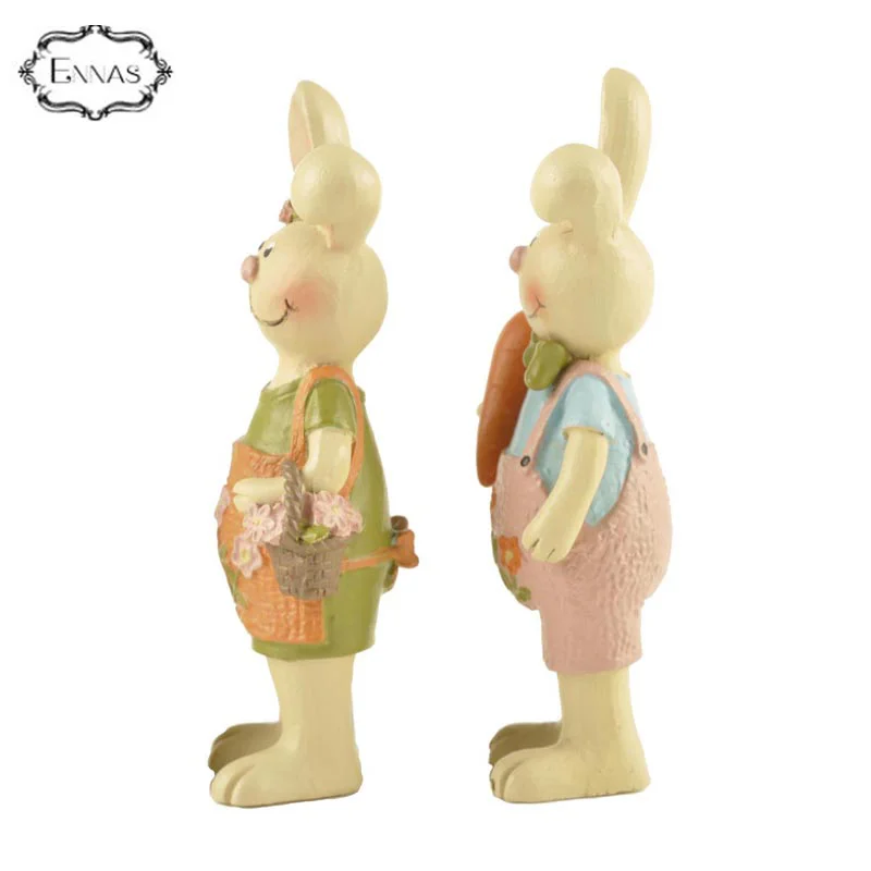 Cute resin easter gift statues couples rabbit with carrot