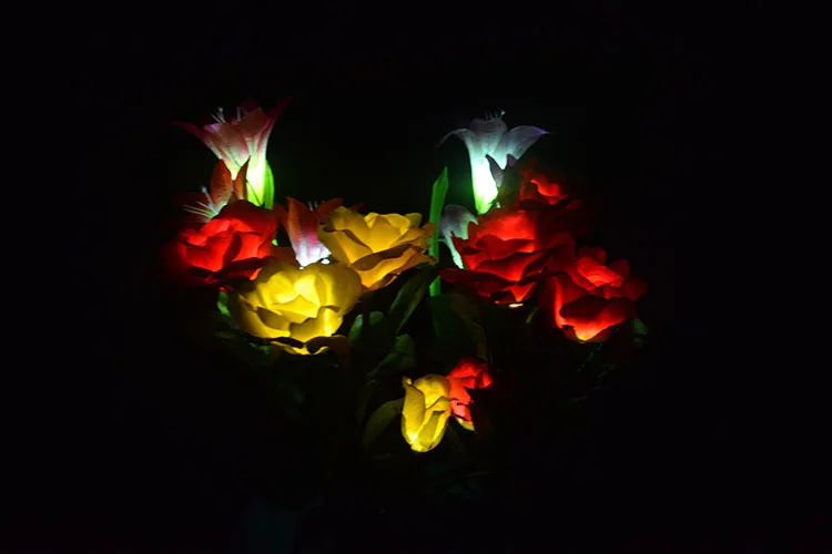 Solar Power Flower Color LED Light, Garden Solar Lamp, Yard Lamp