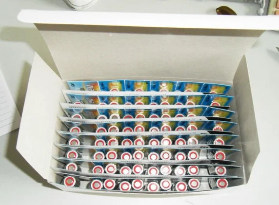lr1 1.5v box