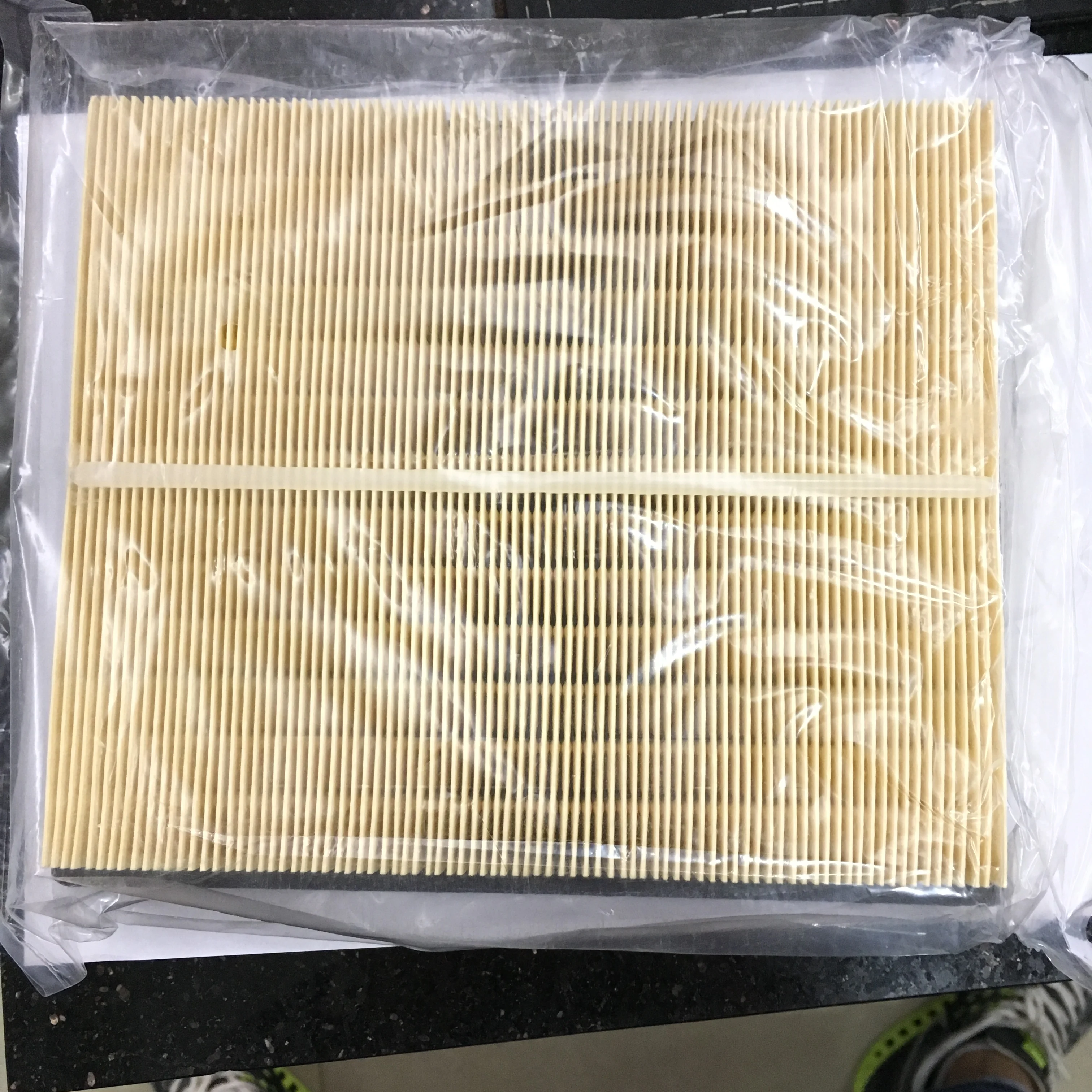 Auto spare parts Active carbon air filter 17801-37021 Car air filter Air purifier heap filter