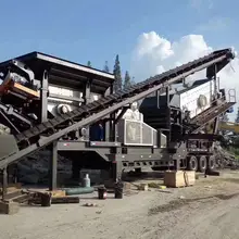 Quarry mobile crushing plant