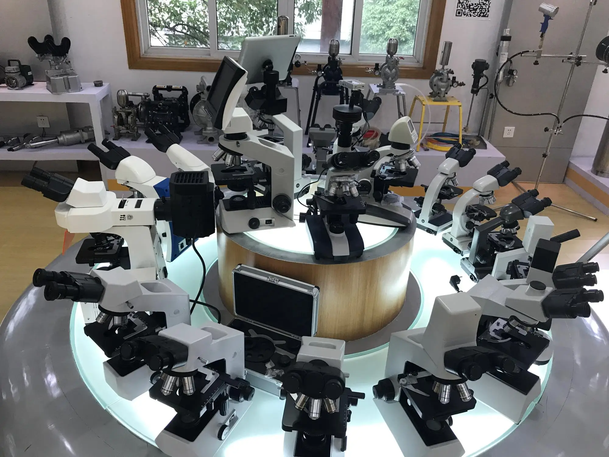 optical microscope