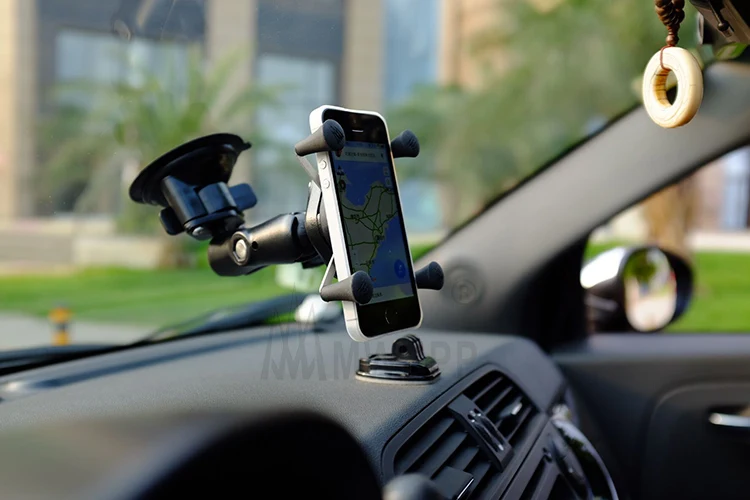 Universal Car Phone Holder 360 Degree Rotation Car Mount Mobile Phone Holder Universal Adjustable Cell Phone Holder