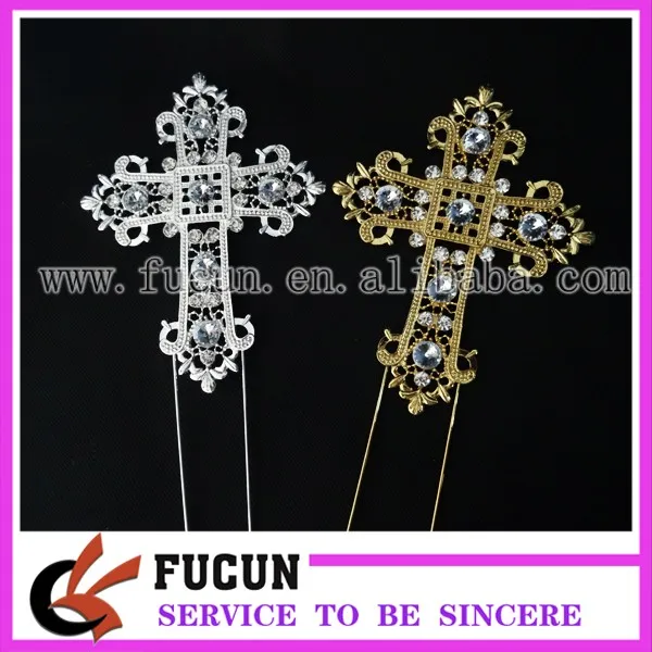 cake topper Hard Tooling cross silver & gold.jpg