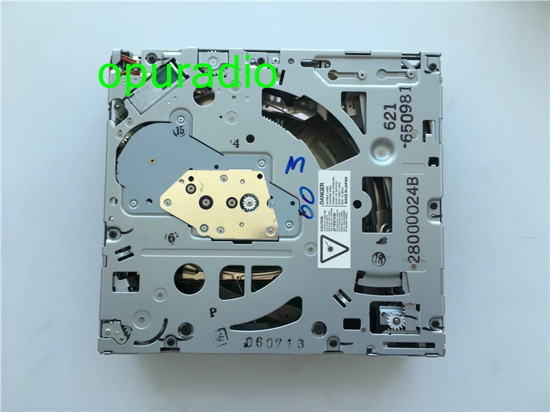 Volvo 6 cd mechanism  (10)