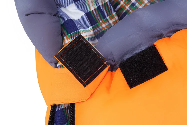 1084048725_1178351480